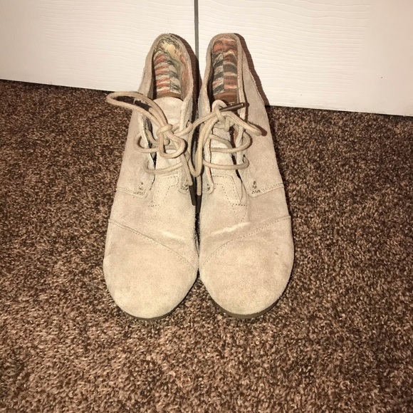 Toms wedges size 8 - Picture 2 of 3